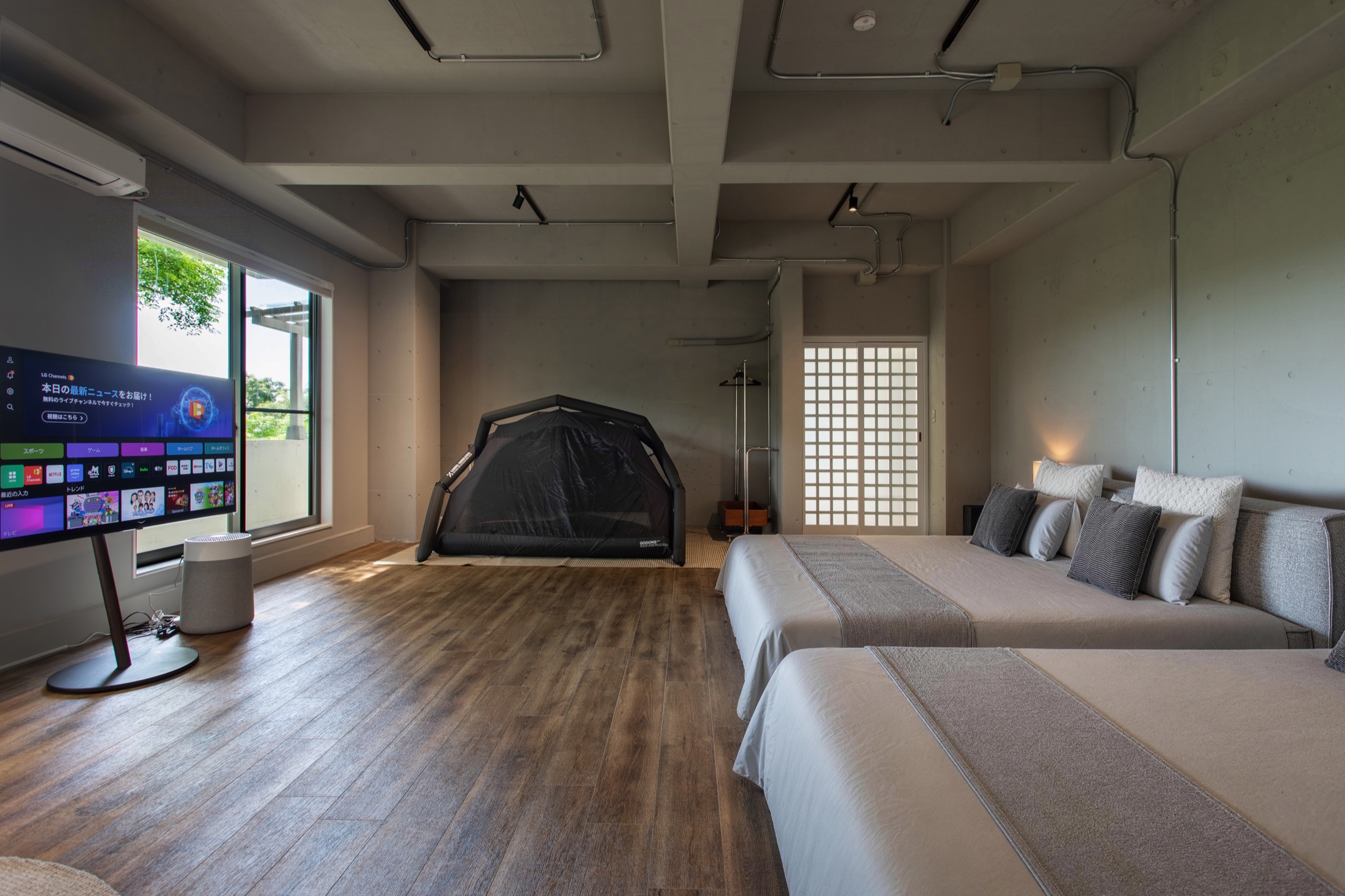 Villa Blanc 带帐篷的二楼大卧室