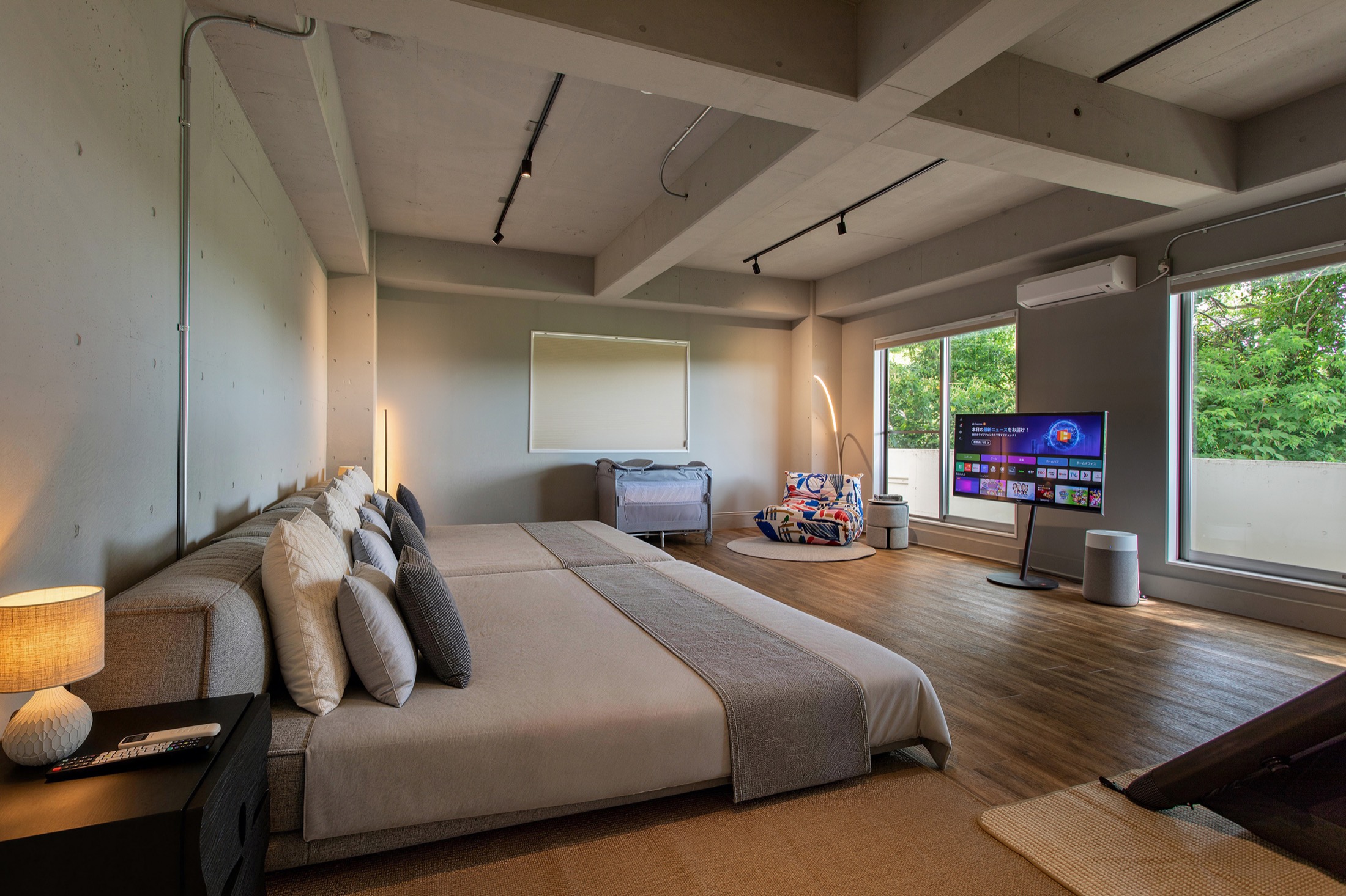 Villa Blanc 二楼卧室的另一角度